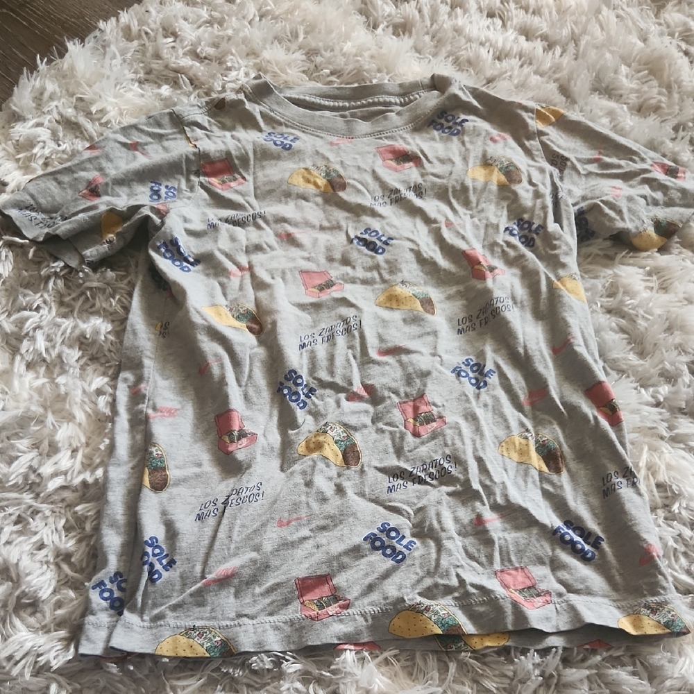 Nike Kids Graphic T-Shirt - Gray with Multicolor Print
